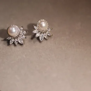 Pearl Studs